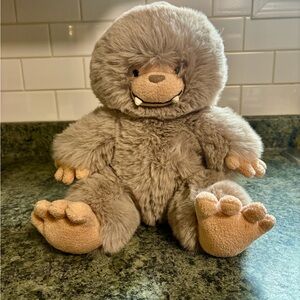 Jellycat Bo Bigfoot BNWT HTF
